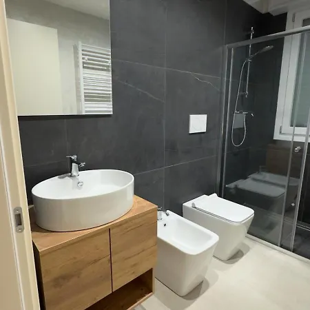 Riccione Beach Apartments * リッチョーネ